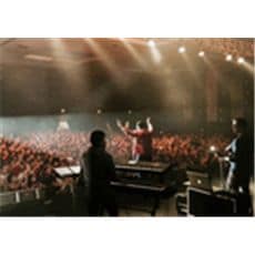 Ribuan Penonton Menikmati "Yamaha Music Sings Coldplay" di Java SoundsFair 2014