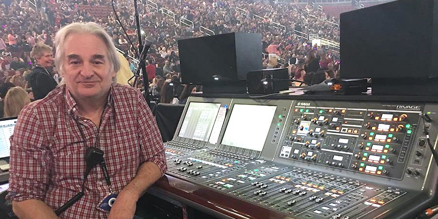 Engineer konser Katy Perry ‘Manggung’ Bersama PM10 Yamaha