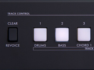 Gambar fitur PSR-E583: Fungsi Track Control