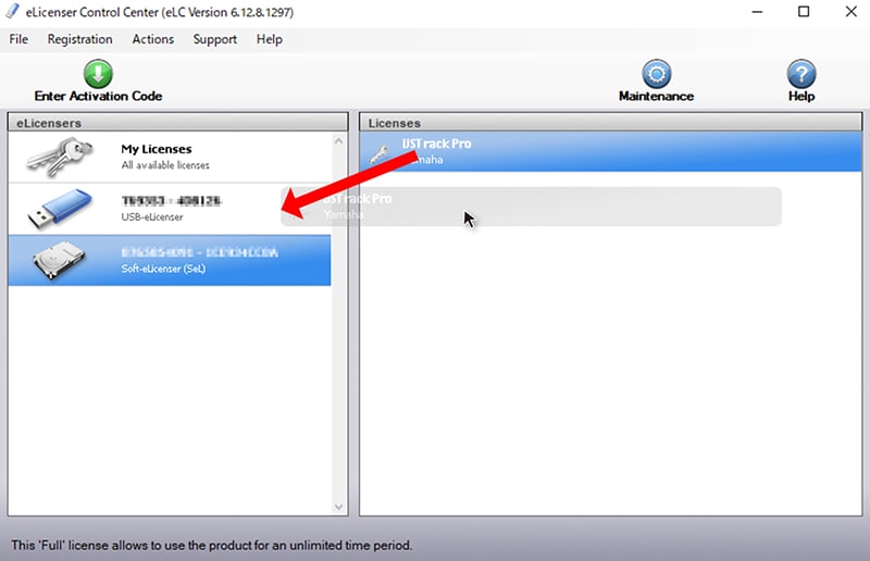 5. Pilih VST Rack Pro, yang ditampilkan di sisi kanan, dan tarik dan lepas ke USB-eLicenser di sisi kiri.
 